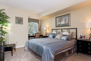 Two-tone paint in a bedroom